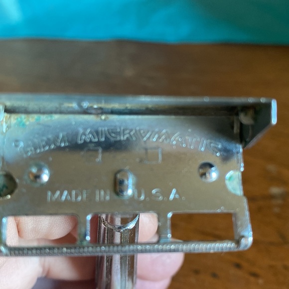 Vintage GEM Micromatic USA Art Deco chrome finish single blade hand held razor - Picture 2 of 9